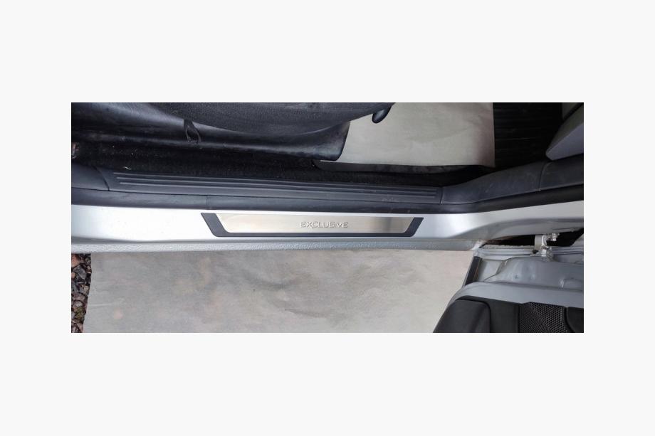 Ford Focus I 1998–2005 Flexill kromade instegslister (4 st) Image