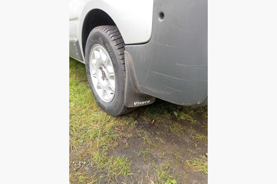 Opel Vivaro 2001–2015 Bakre stänkskydd (set) Foto 2