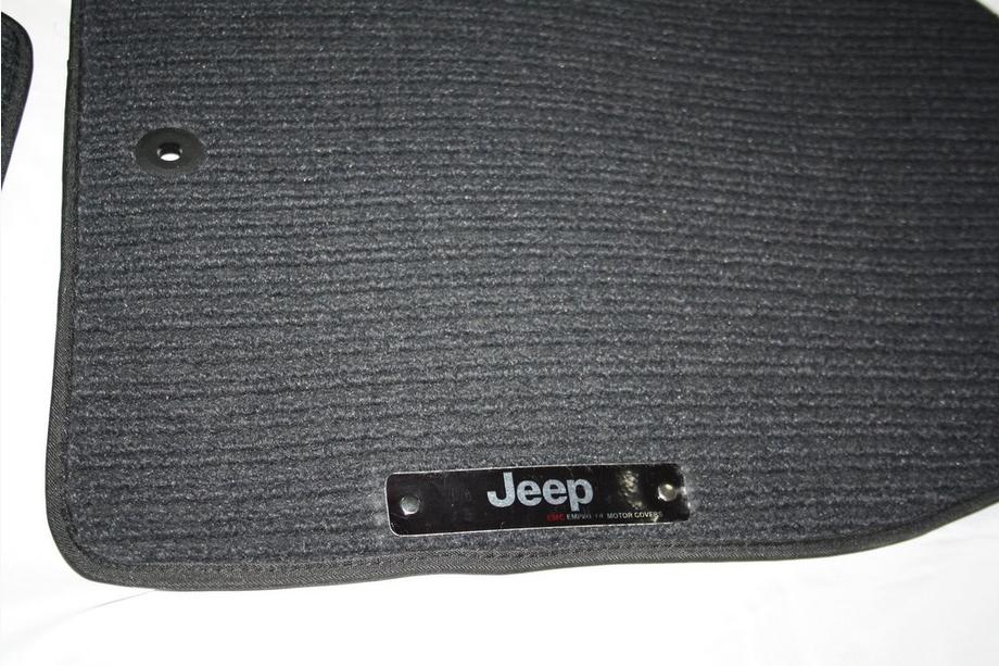 Jeep Grand Cherokee WK2 2010–2021 Textilmattor kupé (Corona) Foto 14