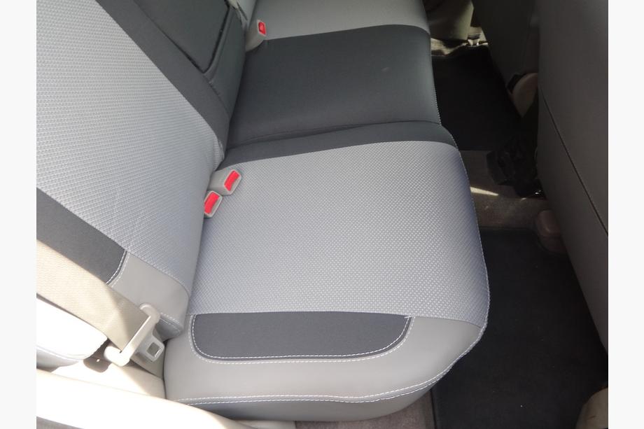 Nissan X-trail T30 2002–2007 Sätesöverdrag (konstläder↗tyg, Premium) Foto 18