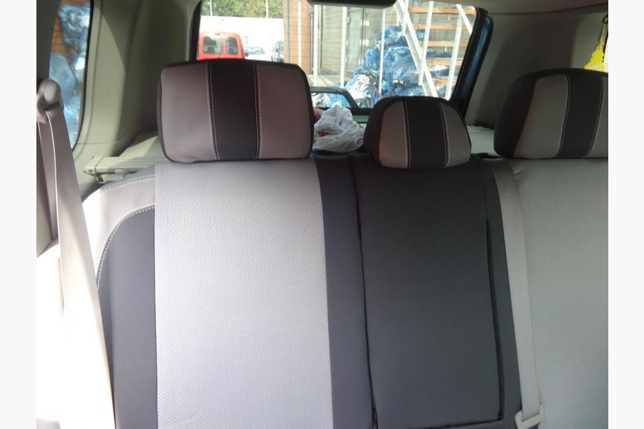 Nissan X-trail T30 2002–2007 Sätesöverdrag (konstläder↗tyg, Premium) Foto 19