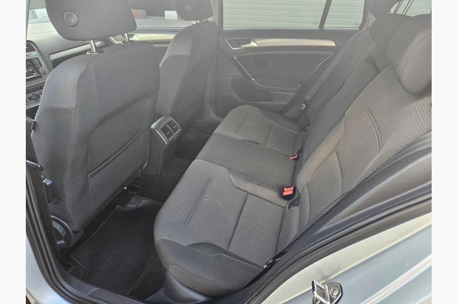 Volkswagen Golf 7/E-Golf 2012–2020 Gummimattor för kupén (4 st, Polytep) Foto 4