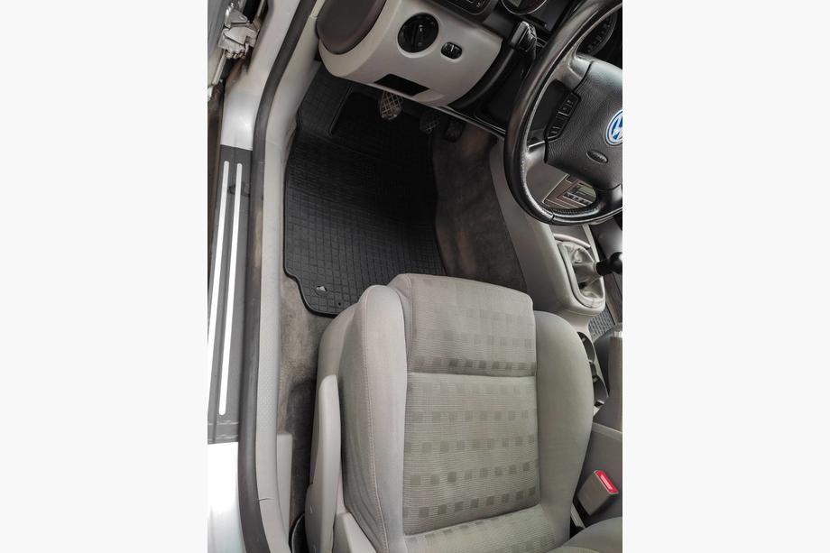 Volkswagen Passat B5 1997–2005 Gummimattor för kupén (4 st, Polytep) Foto 7