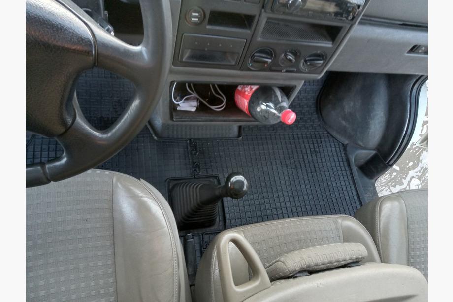 Volkswagen T4 Transporter 1990–2003 Gummimattor till kupén (2 st, Polytep) Image