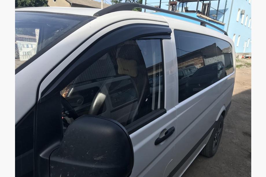 Mercedes Vito W639 2004–2014 Vindavvisare för sidorutor (2 st, Sunplex Sport) Foto 5