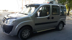 Fiat Doblo I 2001–2005 Vindrutespoiler (svart blank, 5 mm) foto 6