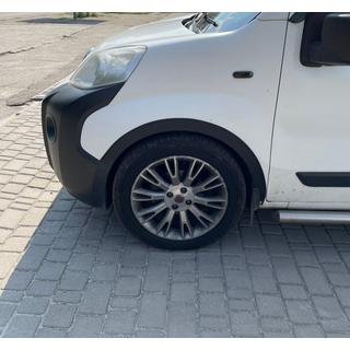 Hjulhuslister (4 st, svarta) Fiat Fiorino/Qubo 2008–2024 foto 1