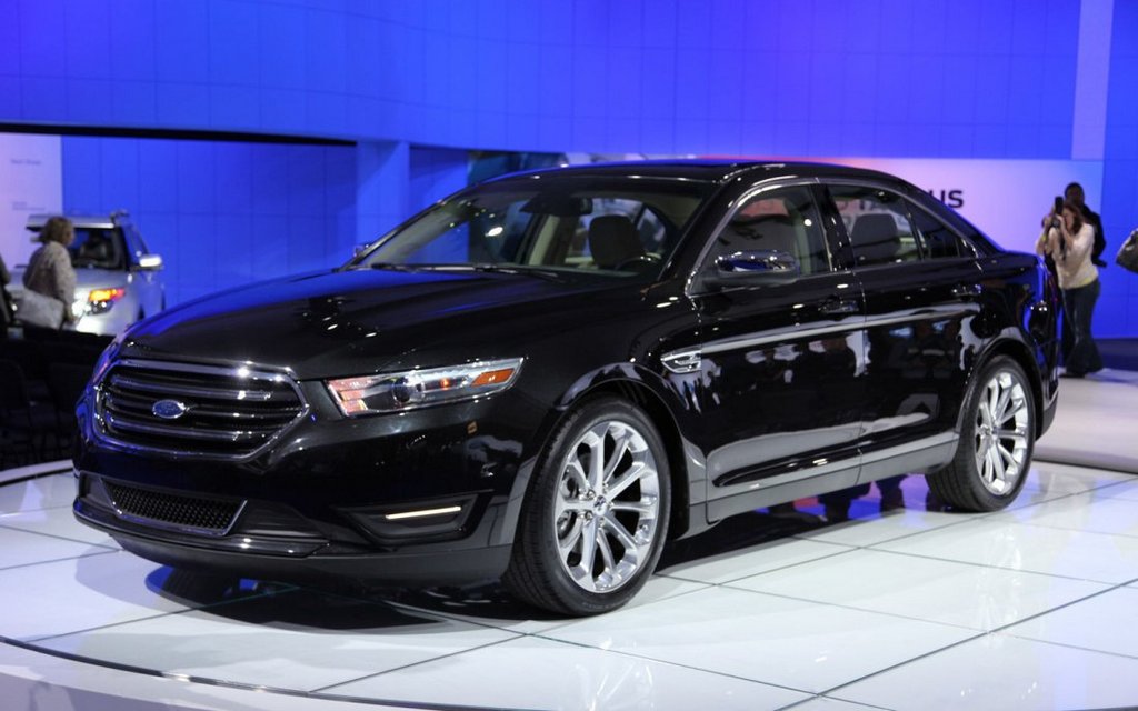 Test av sedanen Ford Taurus, årsmodell 2013