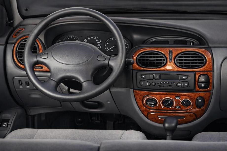 Renault Megane I 1996–2004 Instrumentpanelöverlägg 1999-2003 (Meric, Turkiet) Aluminium Image