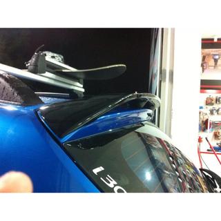 Spoiler för lackering Renault Sandero 2013–2022 foto 2