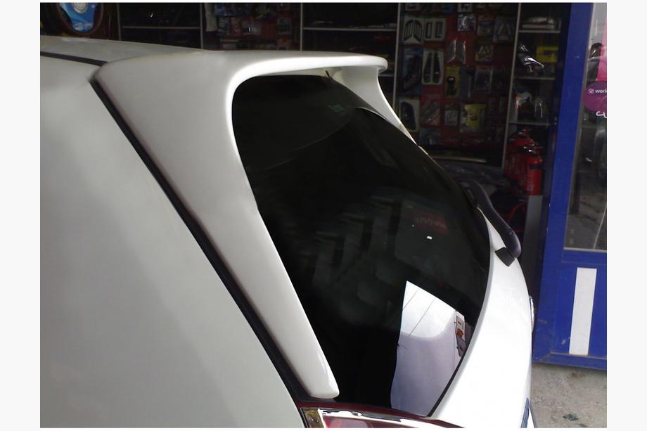 Fiat Palio 1996–2011 Lång spoiler (för lackering) Image