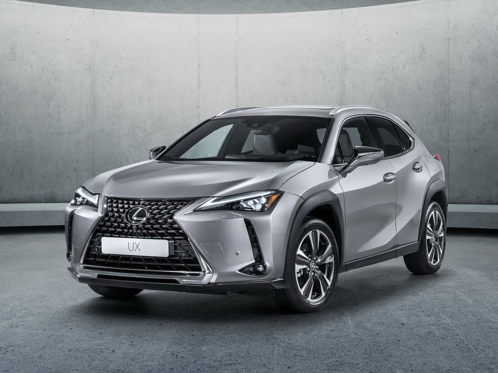 Test av nya kompakta crossovern Lexus UX 200
