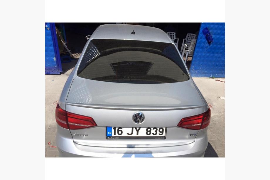 Volkswagen Jetta 2011–2018 Spoiler 2014↗ (för lackering) Foto 5