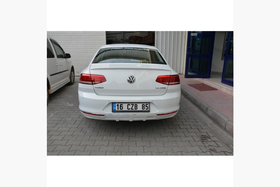 Volkswagen Passat B8 2015–2023 Bakre diffusor (för lackering) Foto 1