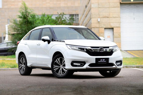 Test av Honda Avancier crossover, årsmodell 2017