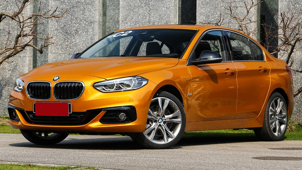 Recension av sedanen BMW 1-Series