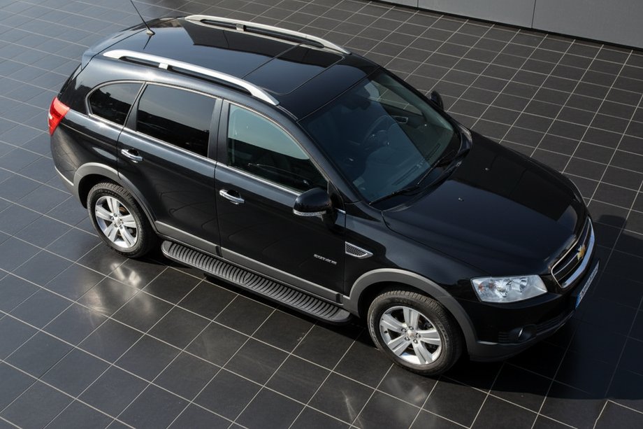 Chevrolet Captiva 2006–2019 Sidosteg Tayga Black (2 st, aluminium) 2016-2019 Image