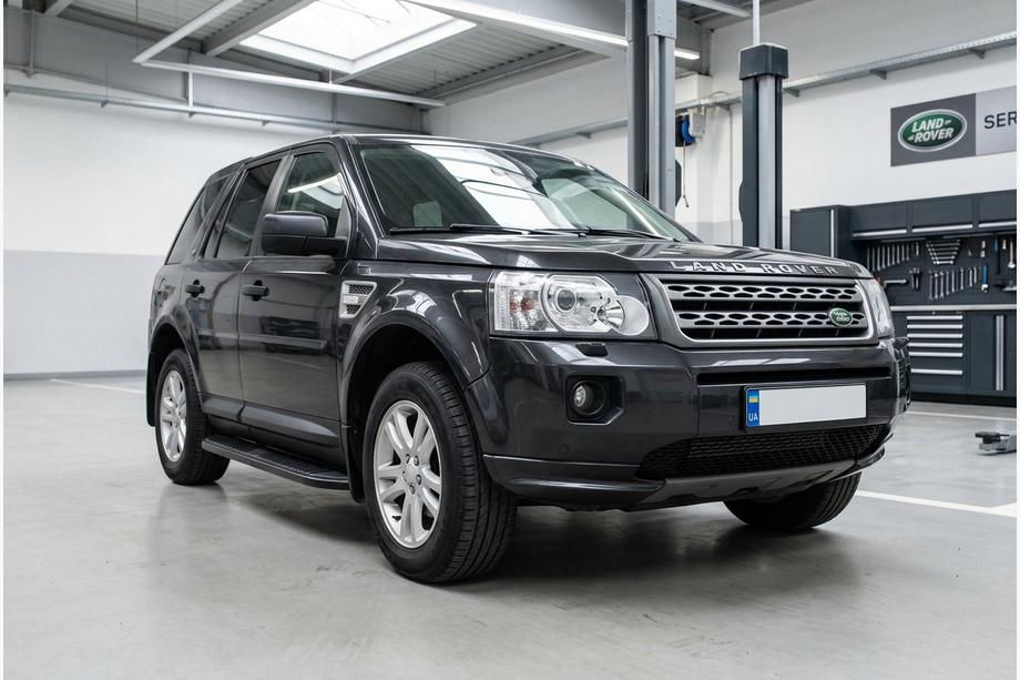 Land Rover Freelander II 2006–2014 Sidosteg Tayga Black (2 st, aluminium) Image