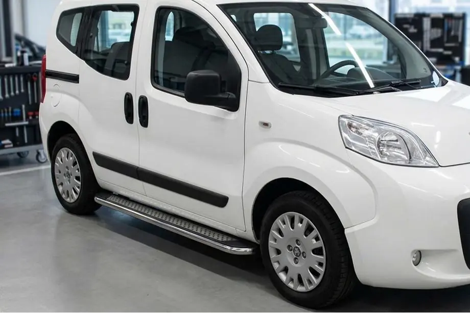 Peugeot Bipper 2008–2017 Sidosteg Maydos V2 (2 st, aluminium/rostfritt stål) Image