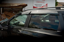 Nissan Qashqai 2007–2010 Vindavvisare med kromlist (4 st, Niken) foto 3