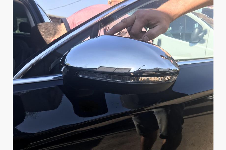 Volkswagen Passat B8 2015–2023 Backspegelkåpor EU (2 st, rostfritt stål) Foto 2