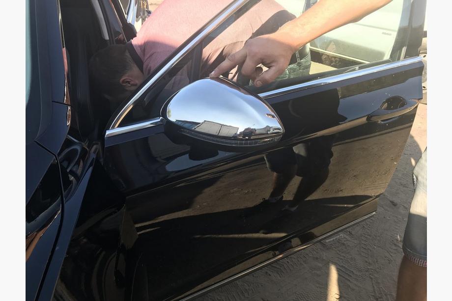 Volkswagen Passat B8 2015–2023 Backspegelkåpor EU (2 st, rostfritt stål) Foto 4
