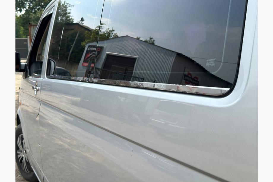 Volkswagen T5 Caravelle 2004–2010 Nedre fönsterlist (6 delar, rostfritt stål) Lång hjulbas Foto 5