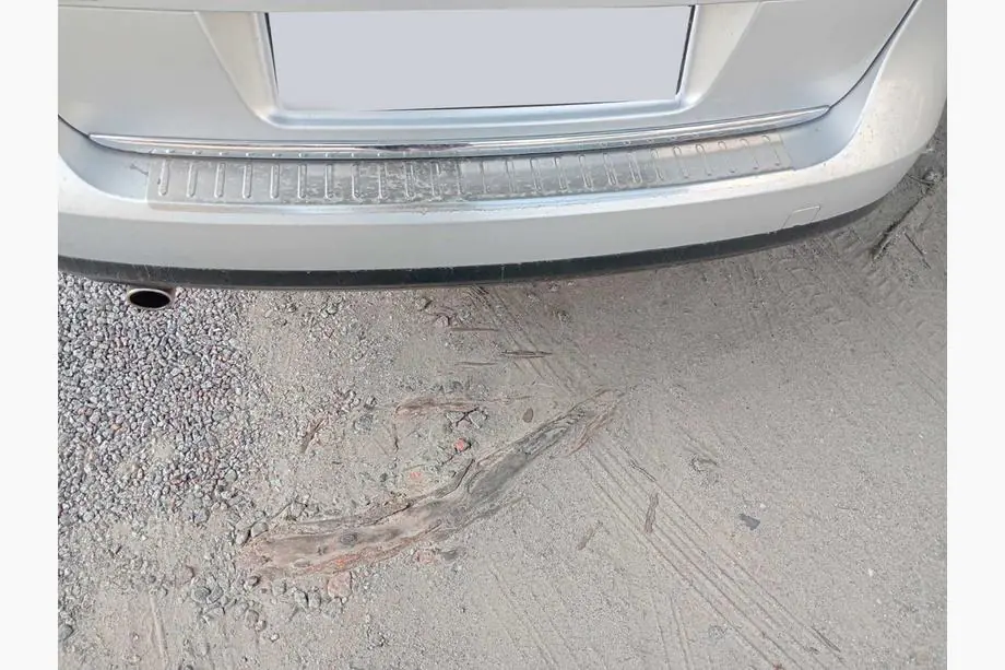 Volkswagen Passat B6 2006–2012 Bakre stötfångarskydd Carmos (endast SW) Image