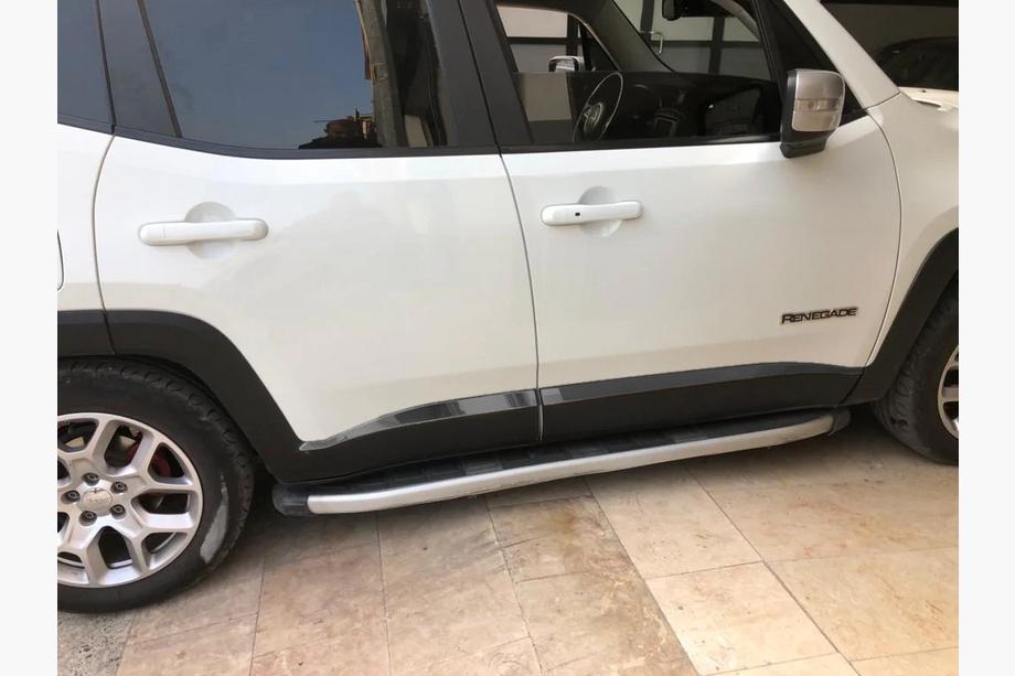 Jeep Renegade 2014– Dörrlister Black Chrome (4 st, rostfritt) Image