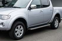 Fiat Fullback 2016– Sidosteg BlackLine (2 st, aluminium) foto 1