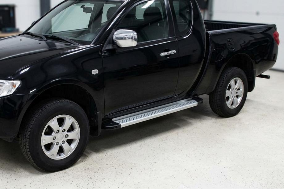 Fiat Fullback 2016– Sidosteg Maya V2 (2 st, aluminium) Image