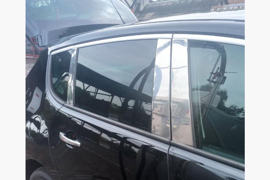 Peugeot 3008 2008–2016 Stolplister (rostfritt stål) Image