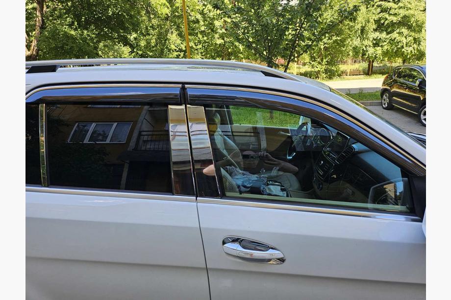 Mercedes GLE/ML class W166 2011–2018 Stolplister för dörrar (6 st, rostfritt stål) Foto 2