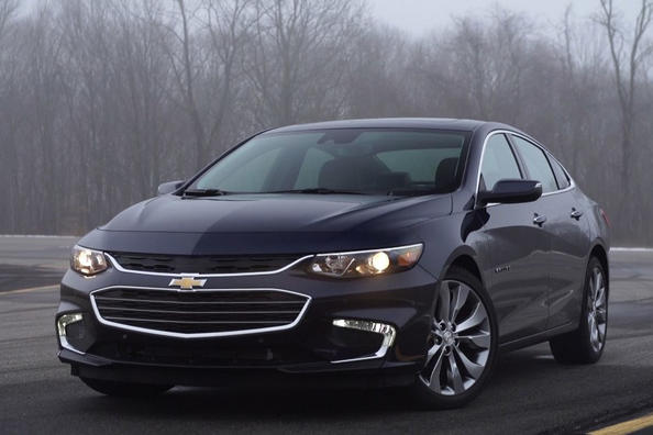 Test av nionde generationens Chevrolet Malibu-sedan