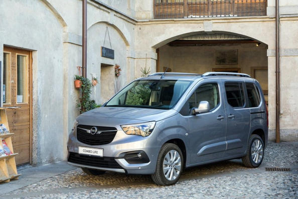 Test av nya generationens kompaktvan Opel Combo Life