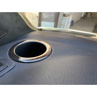 Mugghållarlist (2 st, svart krom) Volkswagen T6 2015–2024 foto 1