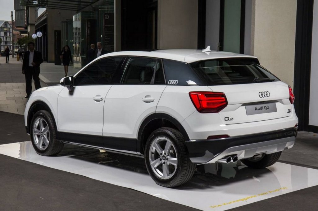 Test av den kompakta crossovern Audi Q2