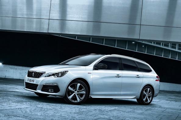 Uppdaterade kombimodellen Peugeot 308 SW