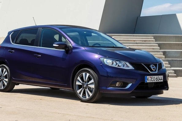 Test av Nissan Pulsar halvkombi
