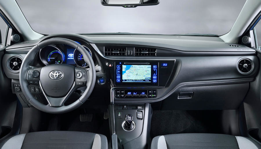Test av halvkombin Toyota Auris