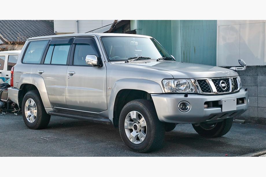 Nissan Patrol Y61 1997–2011 Safari bodykit-sats Image