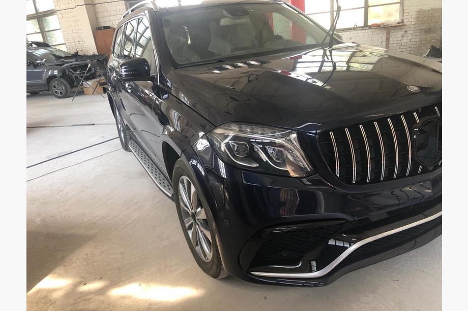 Mercedes GL/GLS-klass X166 2012–2019 AMG V1 karosserikit med komplett stötfångare (GLS63) Foto 6