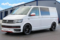 Volkswagen T6 2015–2024 Frontspoilerläpp till främre stötfångare Sportline 2015-2018 (för lackering) foto 1