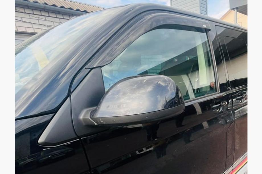 Volkswagen T5 Caravelle 2004–2010 Vindavvisare (2 st, Niken) Image