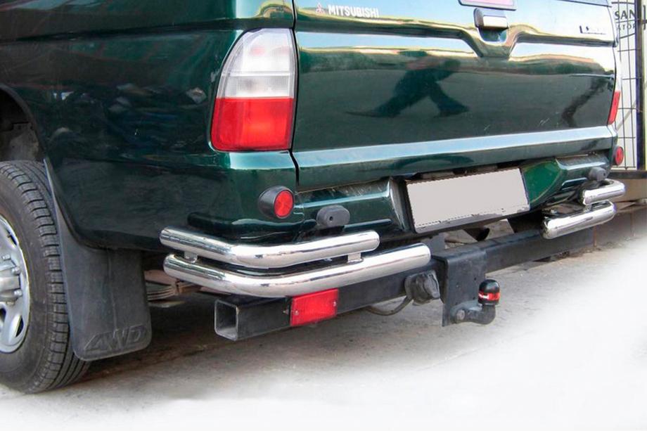 Mitsubishi L200 1996–2006 Bakre hörn AK003-Double (2 st, rostfritt) Foto 1