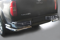 Nissan Navara 2006–2015 Bakre skyddsbåge AK003 – dubbel (rostfritt) foto 1