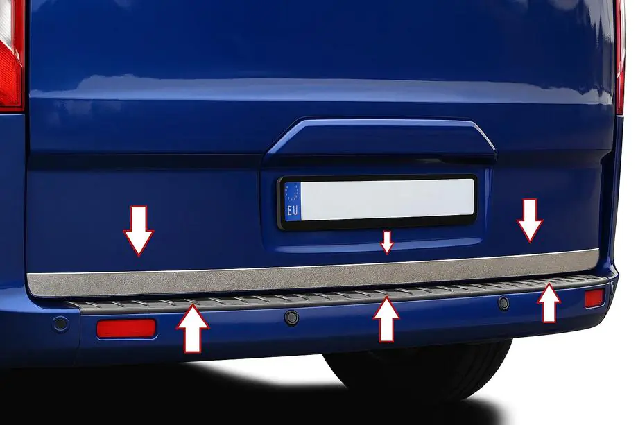 Ford Custom 2013–2022 Kromlist till baklucka (rostfritt stål) Image