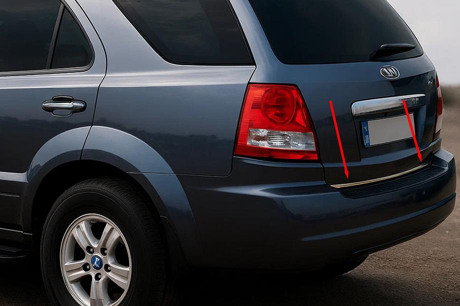 Kia Sorento I BL 2002–2009 Kromlist till baklucka (rostfritt stål) Carmos - turkiskt stål Image