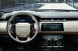 Recension av SUV:en Range Rover Velar foto 7
