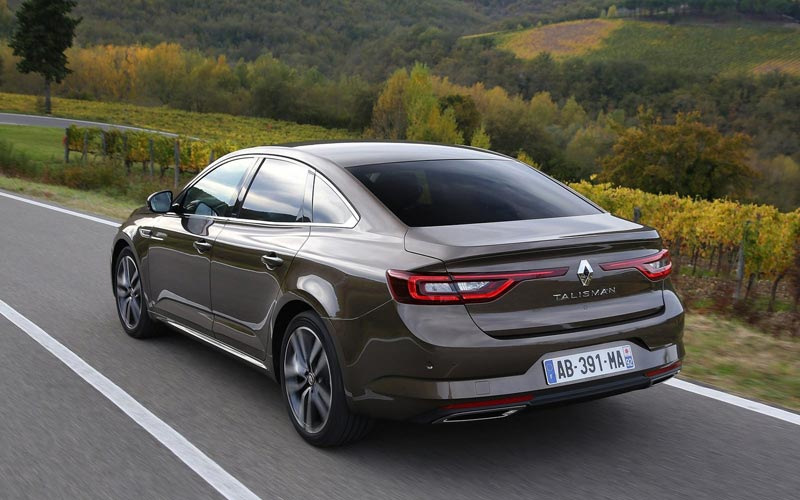 Test av sedanen Renault Talisman